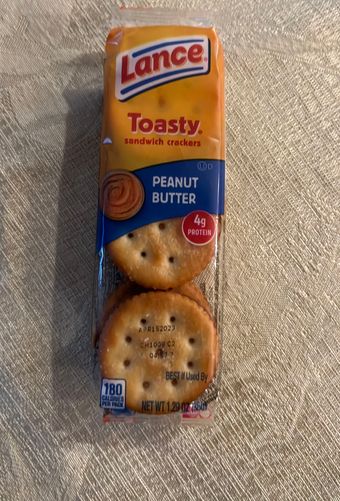Snyder's-lance, Inc., PEANUT BUTTER TOASTY SANDWICH CRACKERS, PEANUT BUTTER, barcode: 0076410901626, has 3 potentially harmful, 2 questionable, and
3 added sugar ingredients.