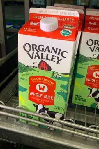 Cooperative Regions Of Organic Producer Pools, ORGANIC MILK, barcode: 0093966004397, has 0 potentially harmful, 0 questionable, and
    0 added sugar ingredients.
