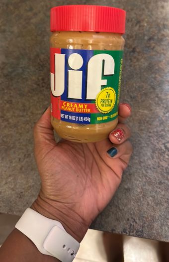 Jif, Jif Peanut Butter 16 oz, barcode: 0051500255162, has 1 potentially harmful, 1 questionable, and
    2 added sugar ingredients.
