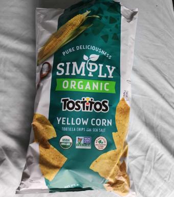 Frito-lay Company, ORGANIC YELLOW CORN TORTILLA CHIPS WITH SEA SALT, SEA SALT, barcode: 0028400589246, has 0 potentially harmful, 1 questionable, and
    0 added sugar ingredients.
