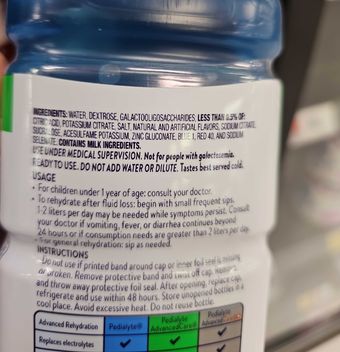 Abbott, Pedialyte, barcode: 0070074630601, has 5 potentially harmful, 1 questionable, and
1 added sugar ingredients.