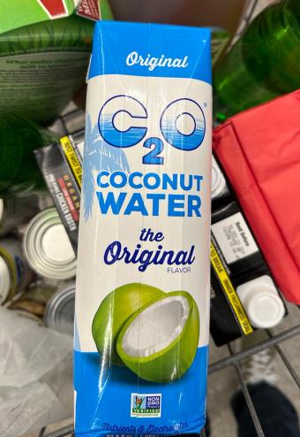 C2o Llc, 100% PURE COCONUT WATER, barcode: 0853883003114, has 0 potentially harmful, 0 questionable, and
    0 added sugar ingredients.