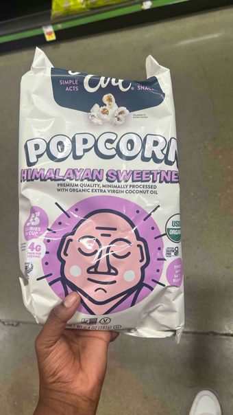 Lesser Evil, Himalayan Sweetness Organic Popcorn, barcode: 0180999001025, has 0 potentially harmful, 1 questionable, and
    2 added sugar ingredients.