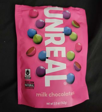 Unreal Brands Inc, MILK CHOCOLATES, barcode: 0857484006284, has 0 potentially harmful, 1 questionable, and
3 added sugar ingredients.