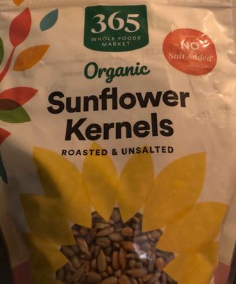 Whole Foods Market, Inc., ROASTED & UNSALTED SUNFLOWER KERNELS, ROASTED & UNSALTED, barcode: 0099482434434, has 0 potentially harmful, 1 questionable, and
    0 added sugar ingredients.