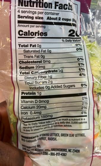 The Fresh Market, Inc., Garden Valley Greens Blend Iceberg Lettuce, Green Leaf Lettuce, Red Cabbage, Carrot & Radish, barcode: 0737094231224, has 0 potentially harmful, 0 questionable, and
    0 added sugar ingredients.