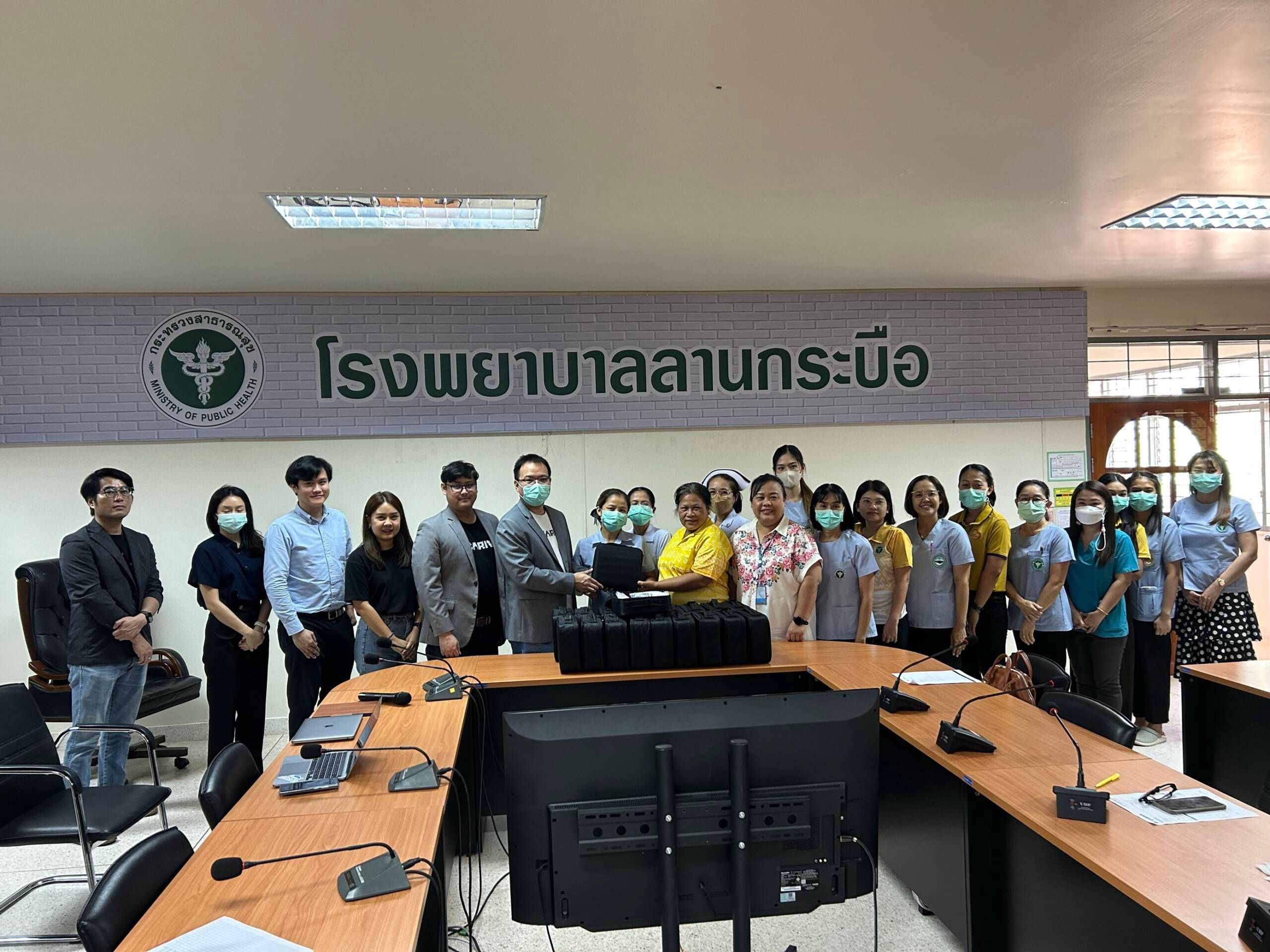 บริษัท แคริว่า (ประเทศไทย) จำกัด ส่งมอบครุภัณฑ์ทางการแพทย์ (Care Kit) ให้แก่โรงพยาบาลลานกระบือ อ.ลานกระบือ จ.กำแพงเพชร