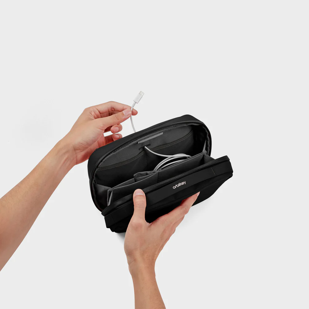 Leather Tech Organiser