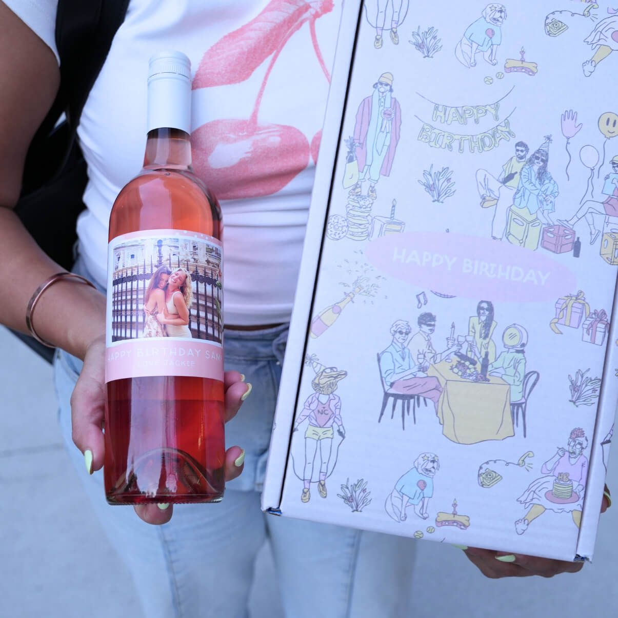 Personalised wine and gift box