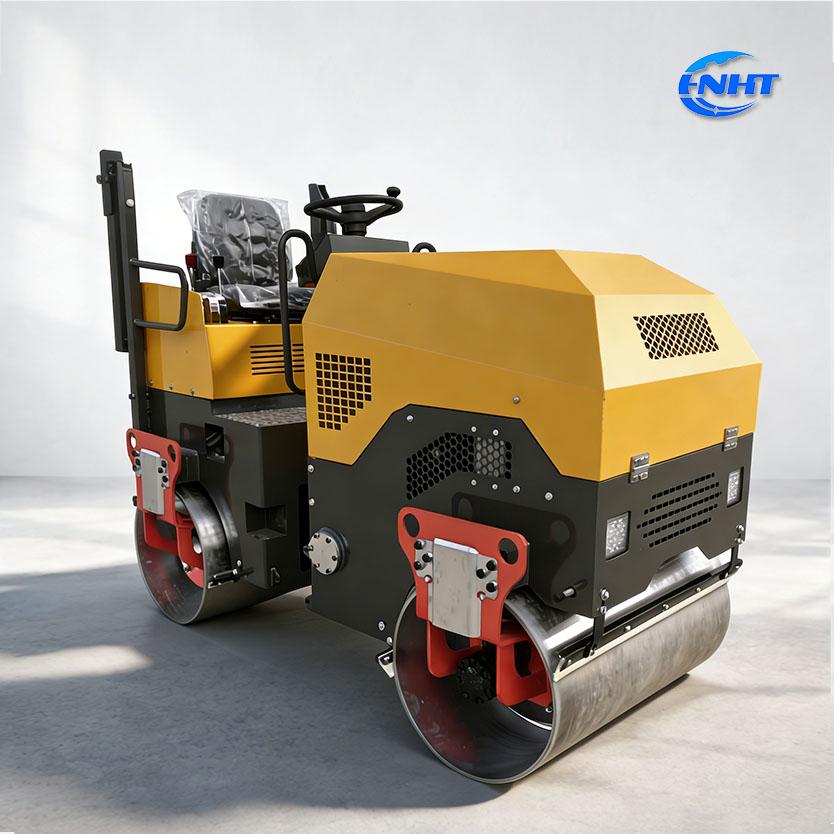 HT-1000 Ride-on Roller
