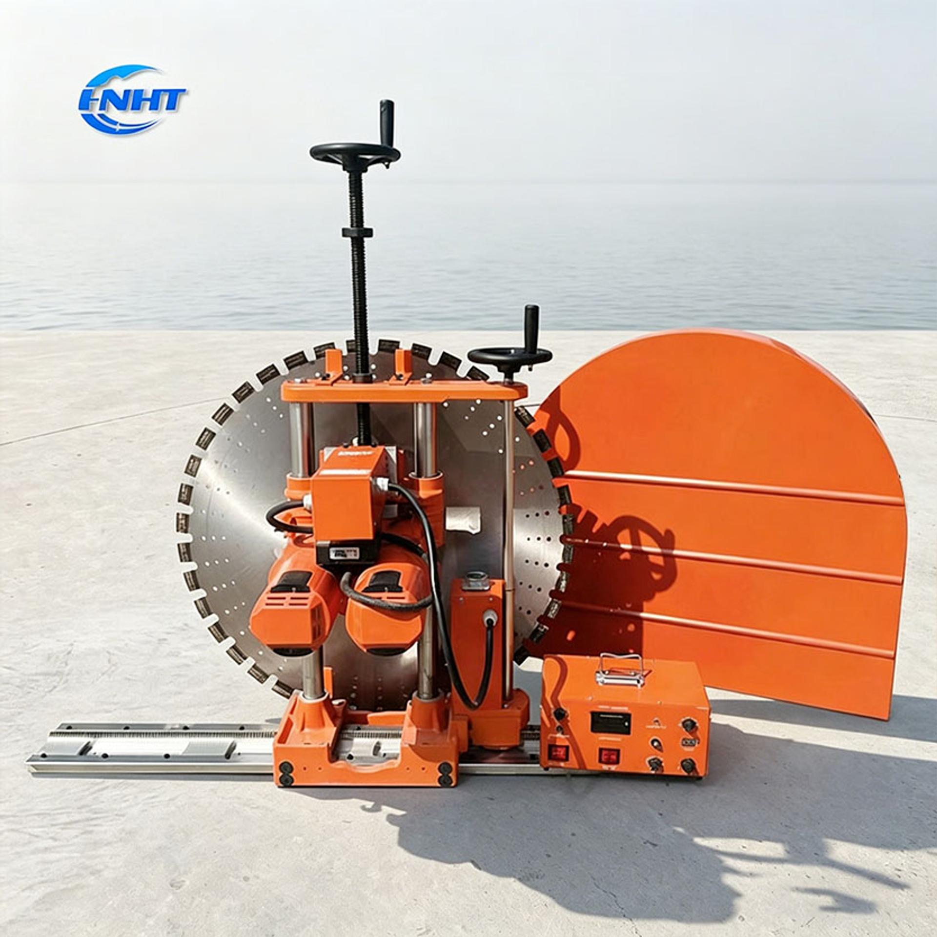 Dual-motor solid wall cutting machine