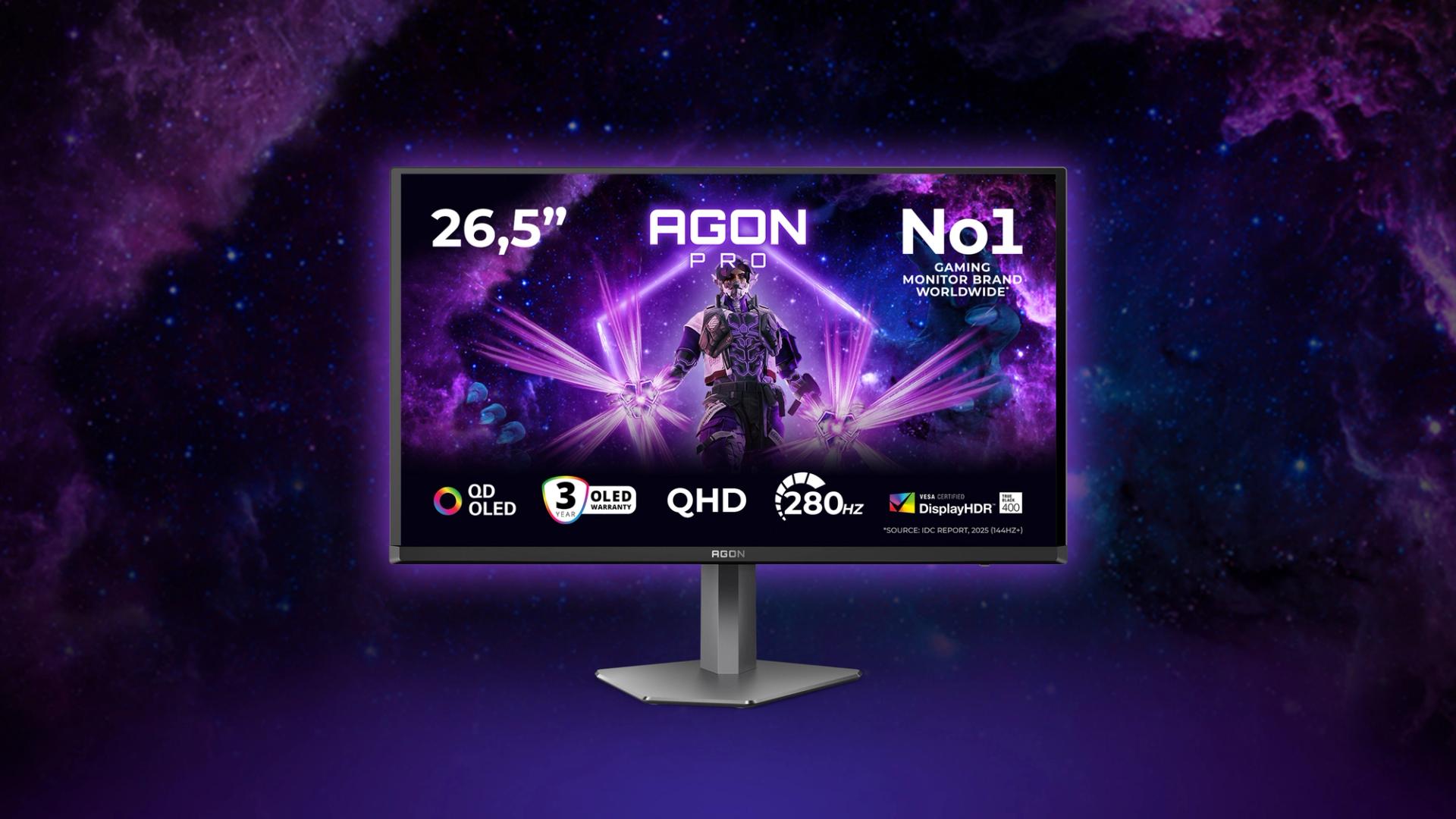AOC AGON PRO AG276QZD2 26,5 inch QD-OLED gaming monitor met QHD resolutie en 240Hz op bureau in gaming setup