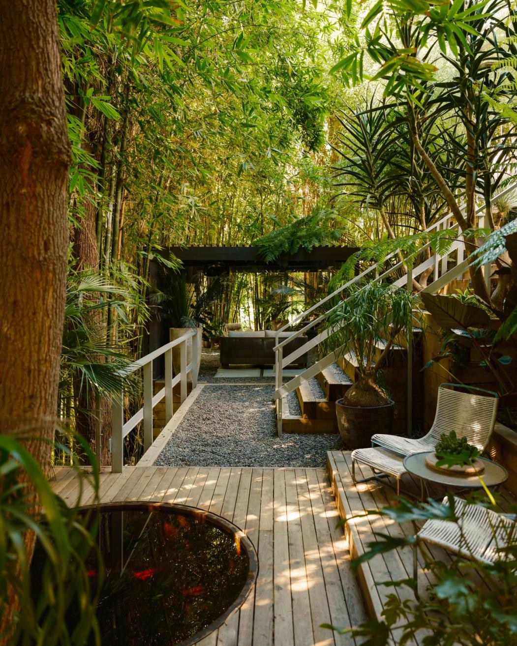 Photo of Richard Neutra’s Hailey House