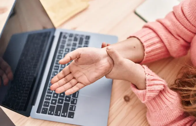 Cover image for blog post: Wrist Pain Relief through Targeted Physiotherapy Techniques