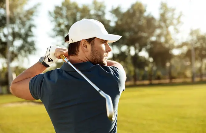 Cover image for blog post: Tennis Elbow & Golfer’s Elbow: Physiotherapy Treatments That Work