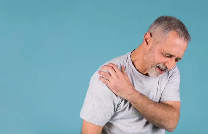 Cover image for blog post: Shoulder Pain & Injury Rehabilitation