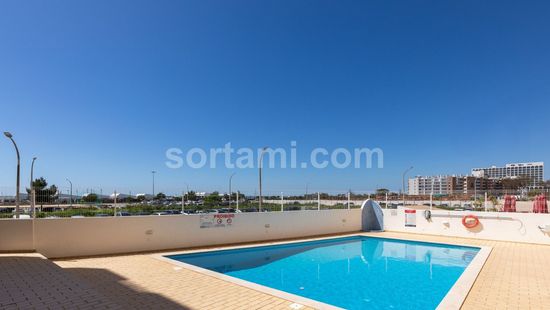 Aproveitando o sol do Algarve, num Apartamento Pitoresco
