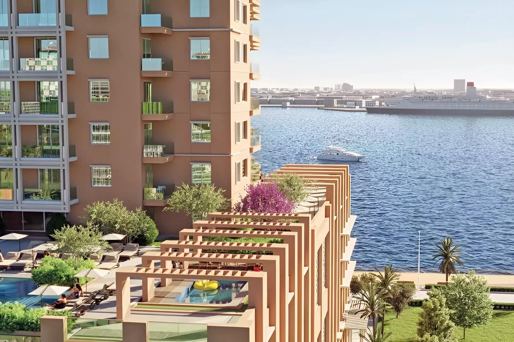 Riva Residence tower entrance and landscaping, Dubai Maritime City