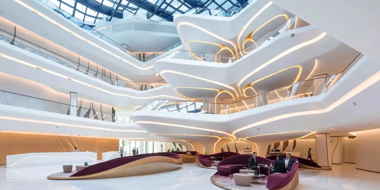Anwa Aria shared swimming pool deck, Dubai Maritime City
