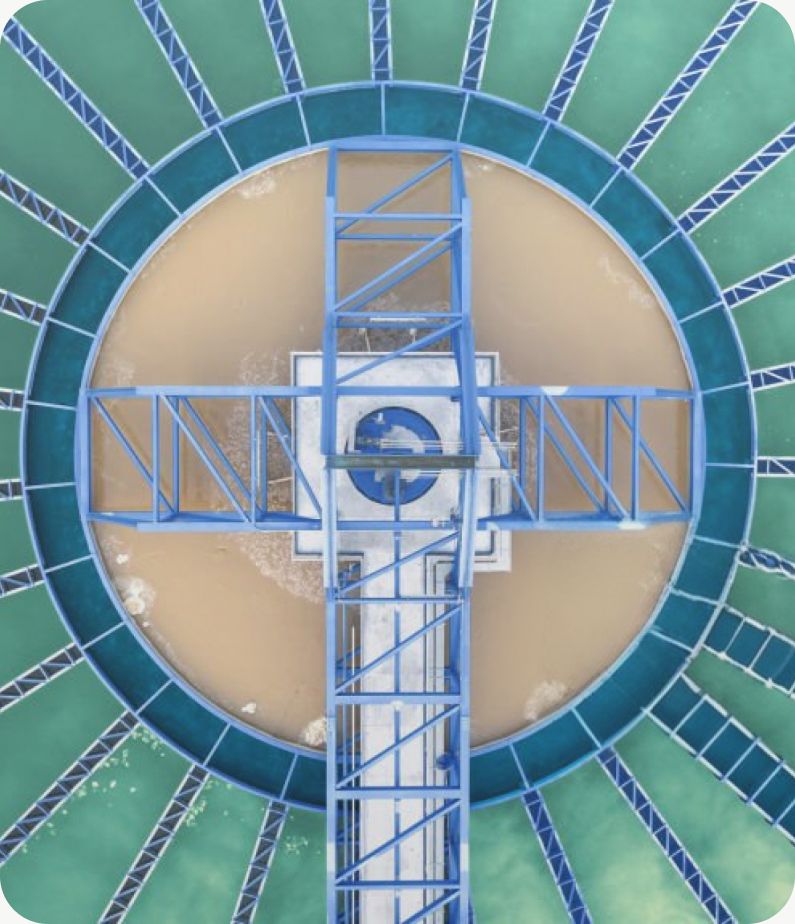A circular water treatment tank seen from directly above