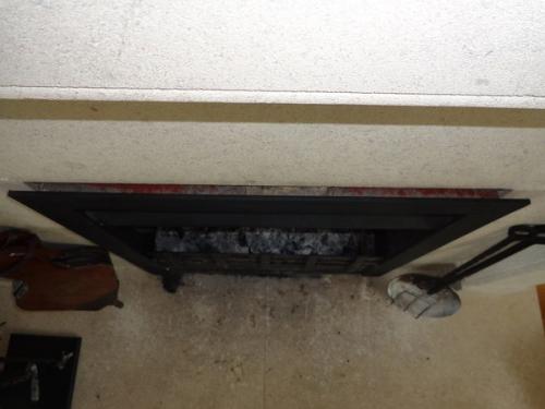 showing a jetmaster standing proud from the fireplace