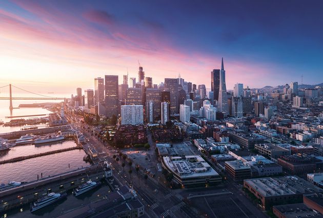 Silicon Valley vs. Wall Street: How Banks Keep Up with Tech Leaders