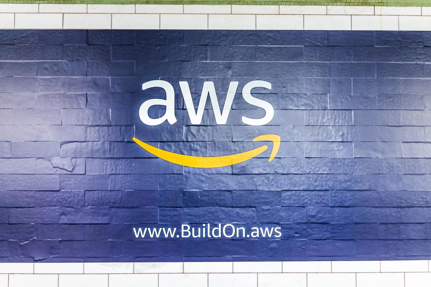 Who's using AWS