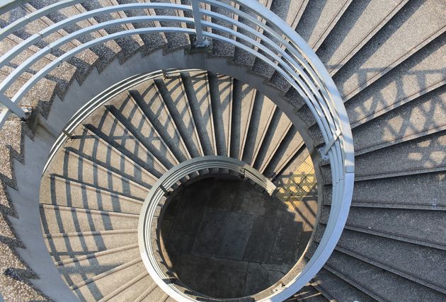 How to Manage and Automate Distributed Apps with AWS Lambda’s Step Functions