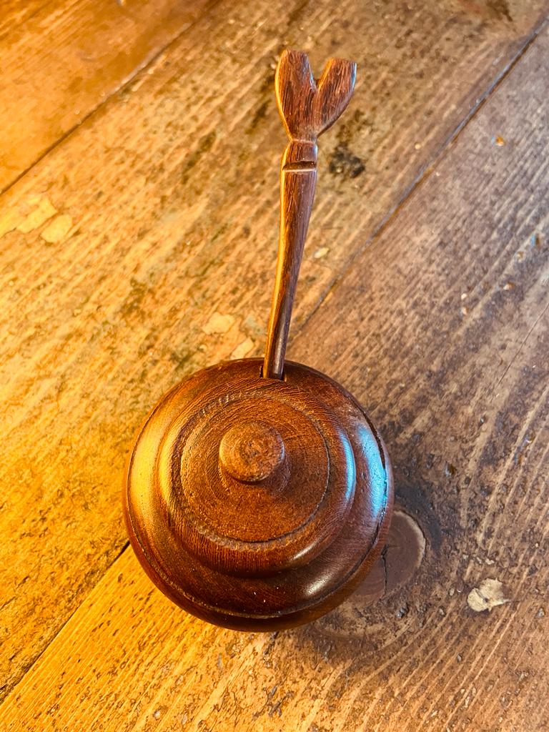 Salt pot