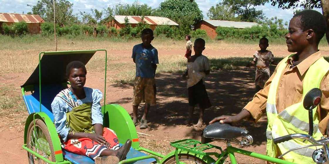Bicycle ambulances