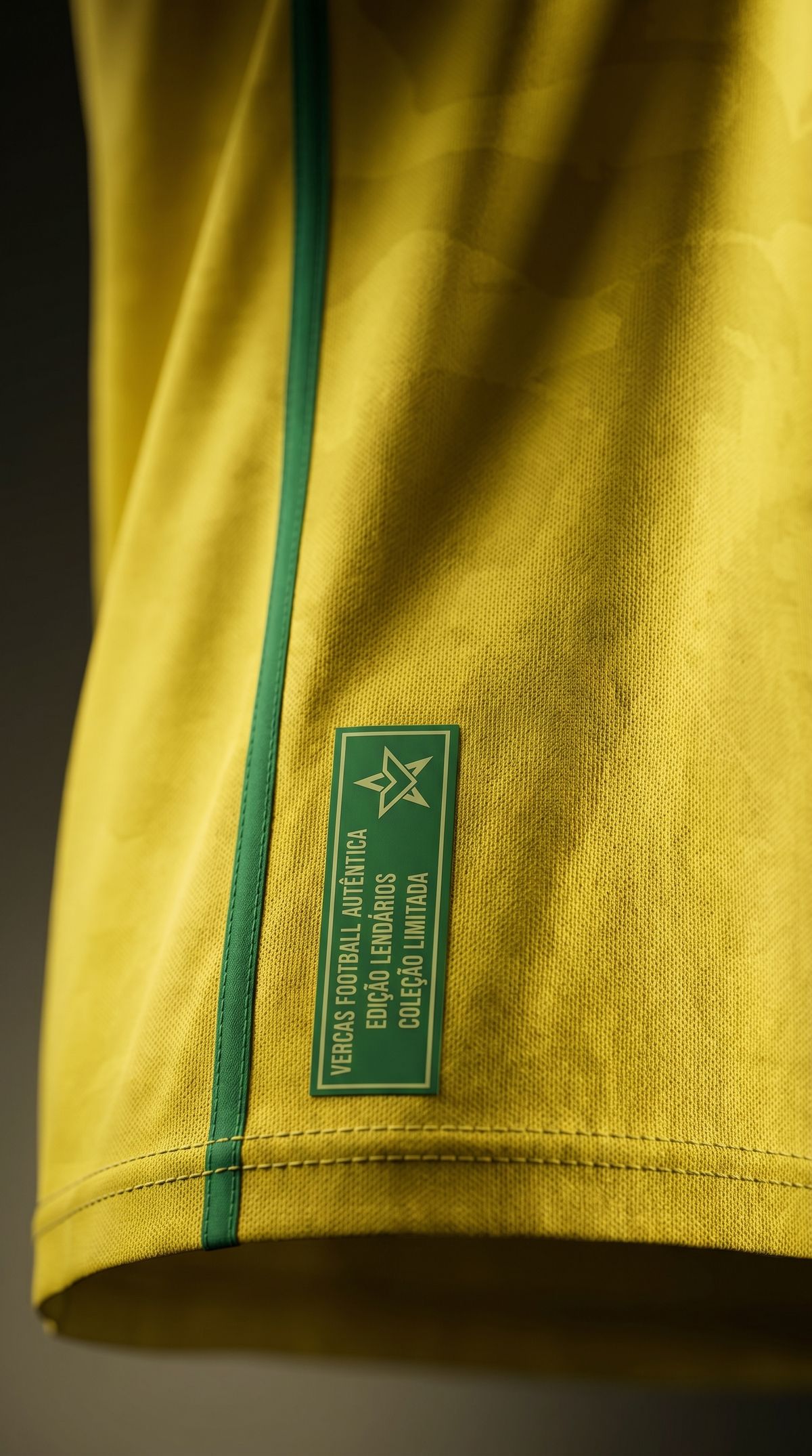 Camisa VCF Injustiçado Gold - Foto
