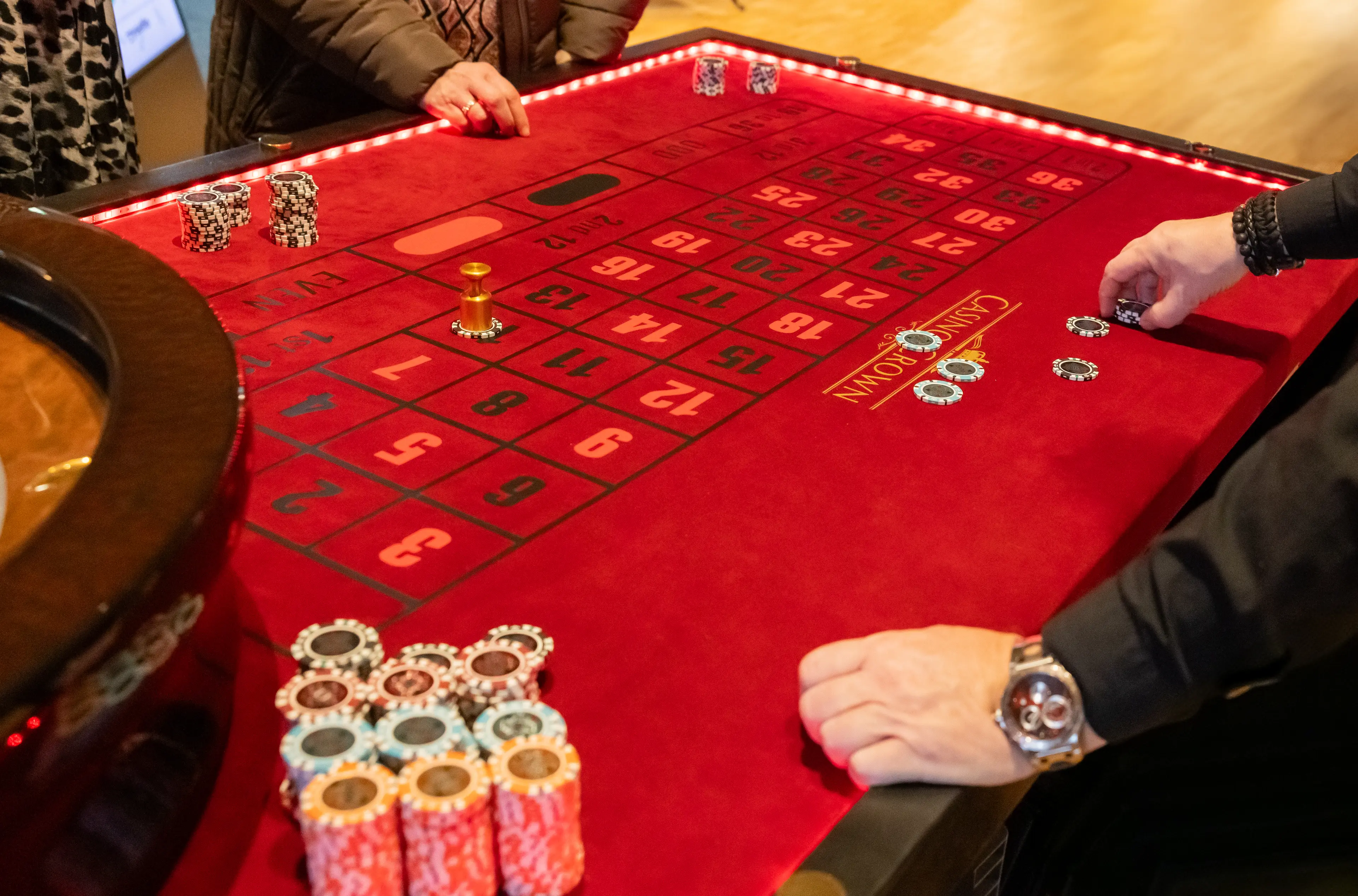 Casino Crown roulettebord med indsatser set fra oven
