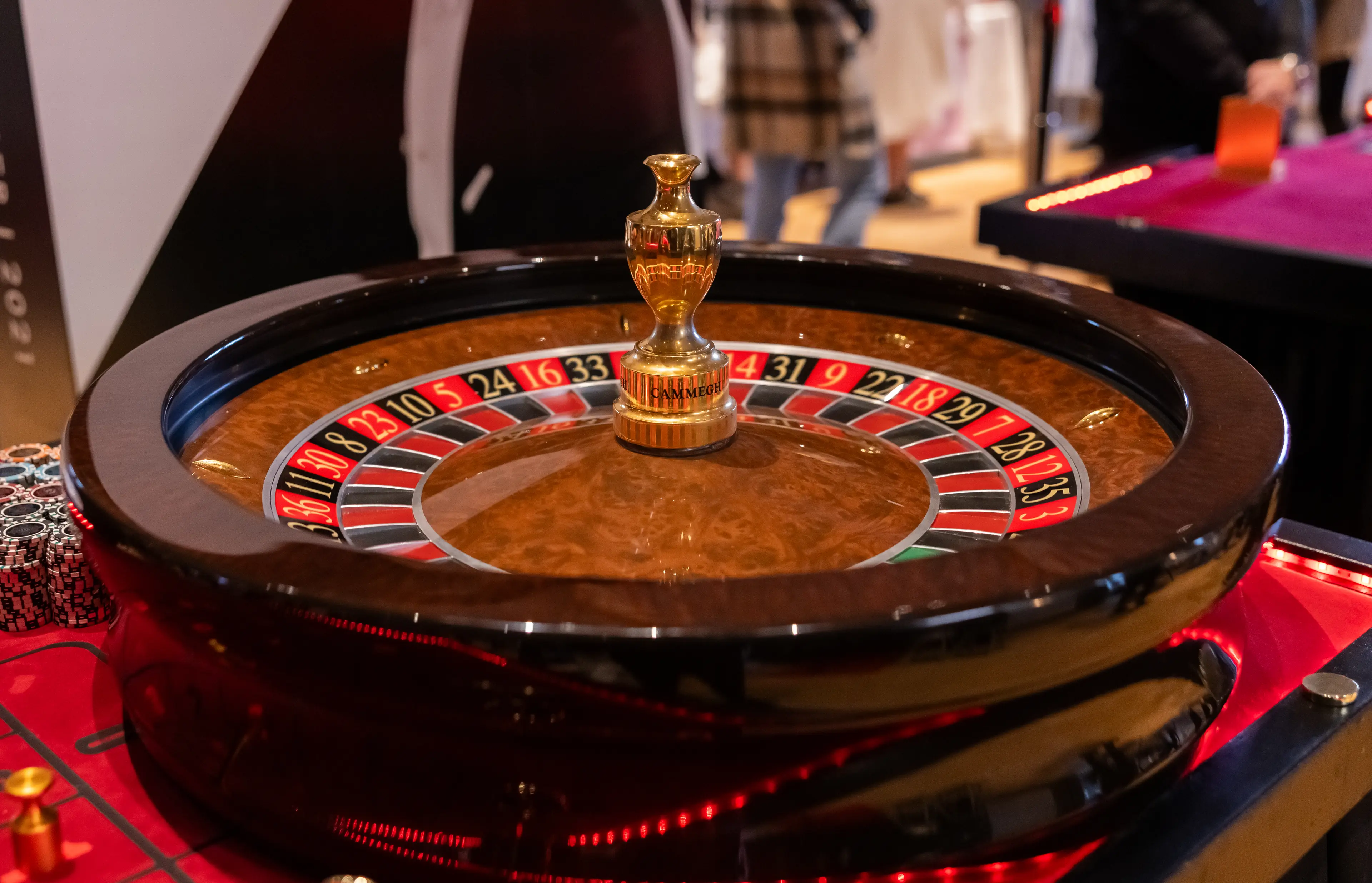 Casino Crown roulettehjul med stemningsfuld LED-belysning