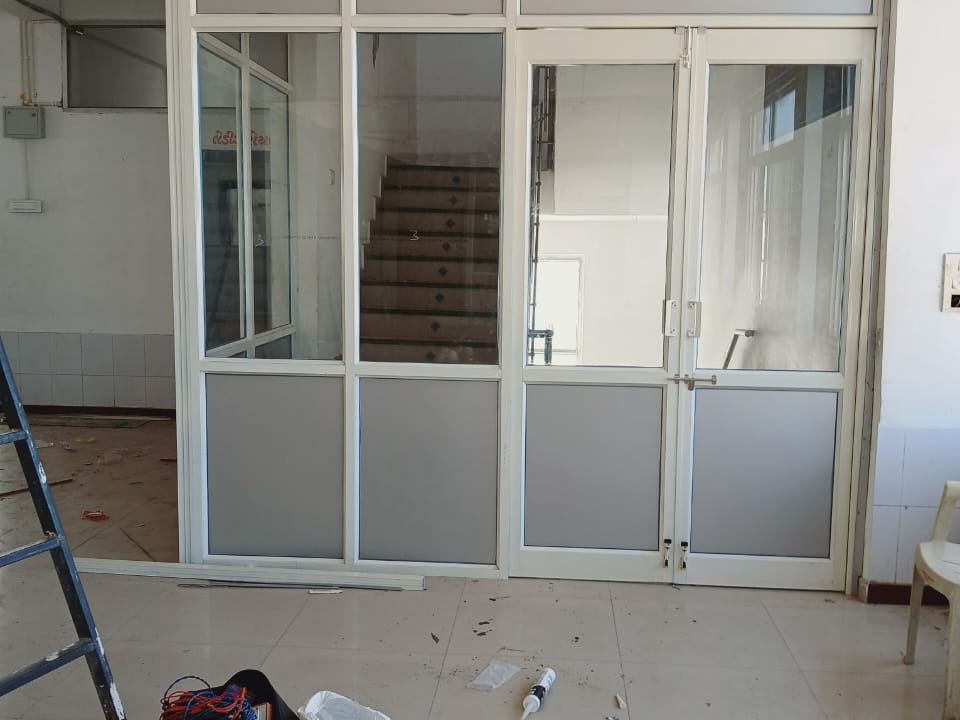 Sliding door