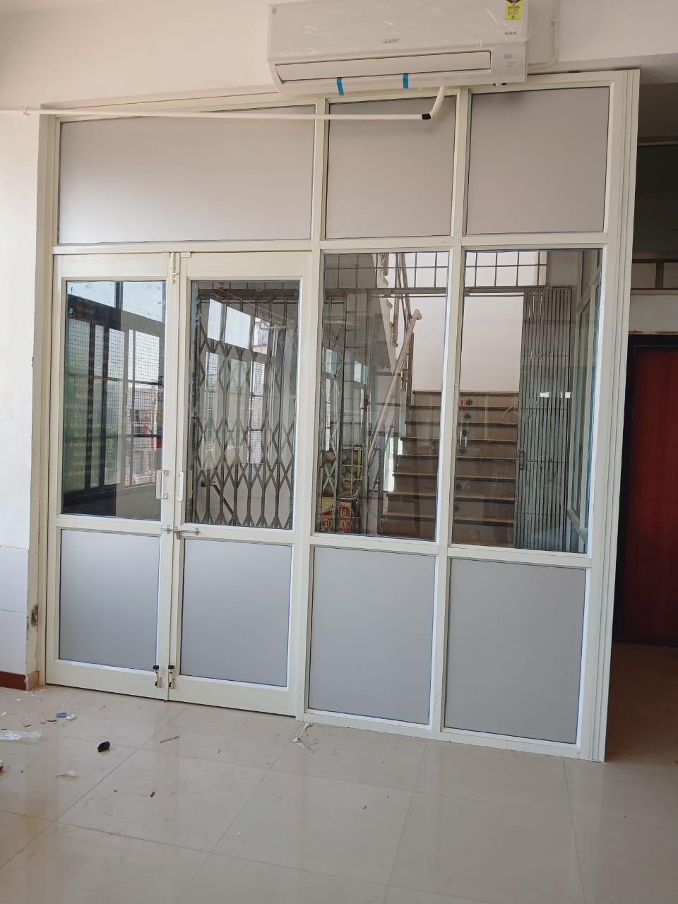 Sliding door