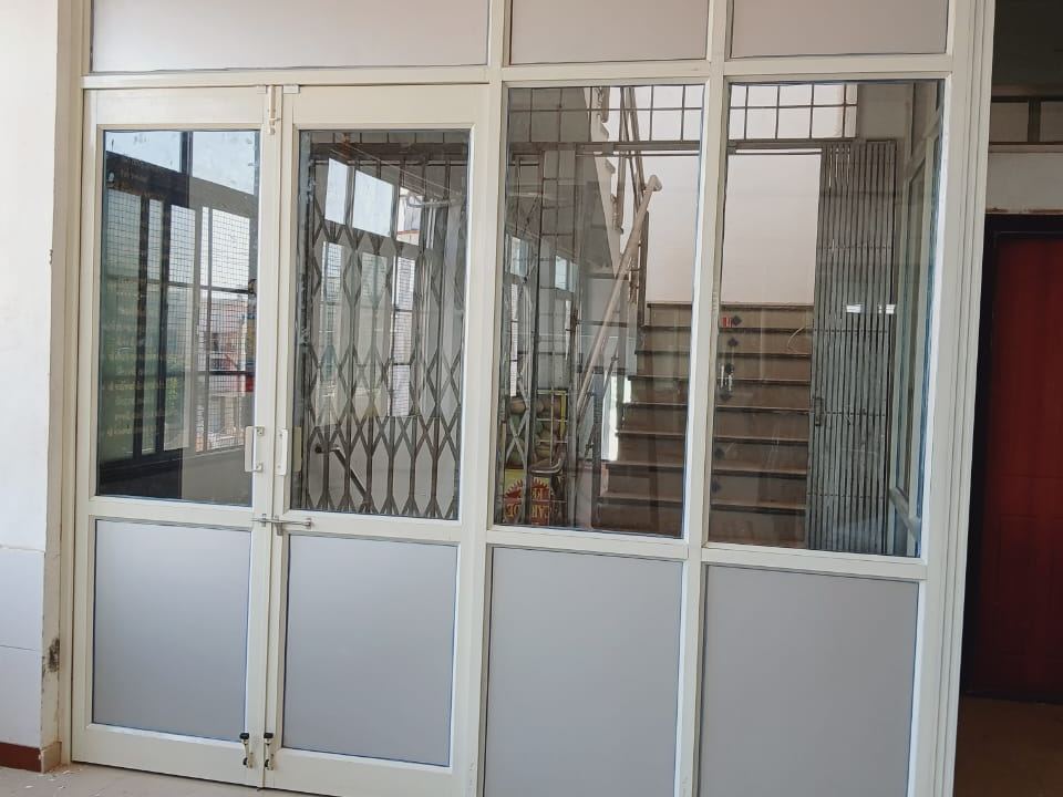 Sliding door