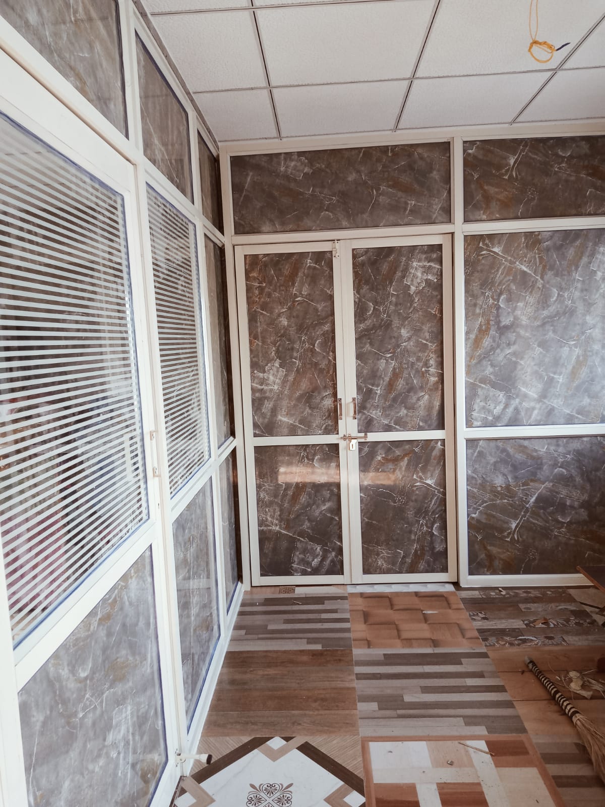 Office partition