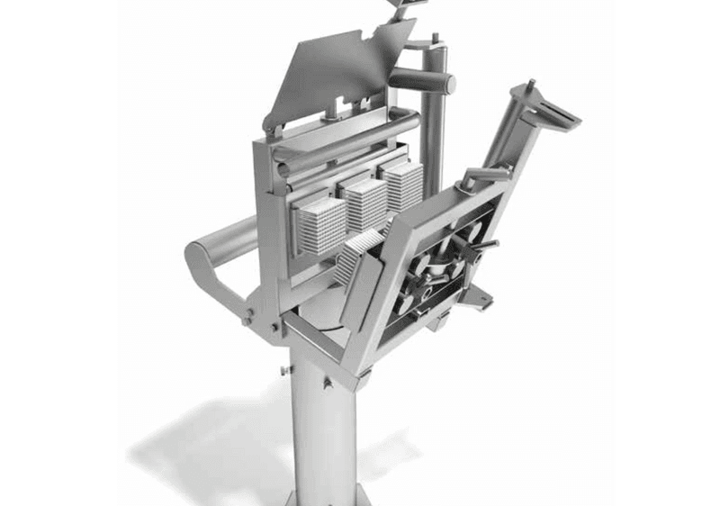 Automatic longline system - hook cleaner