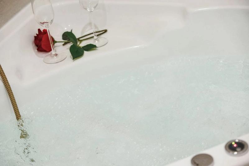 Gioiello nel centro di Bordeaux: aria condizionata e Jacuzzi