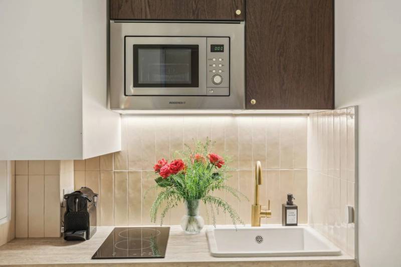 Lavie Maison : AC Hot Tub Close Arc de Tromphe