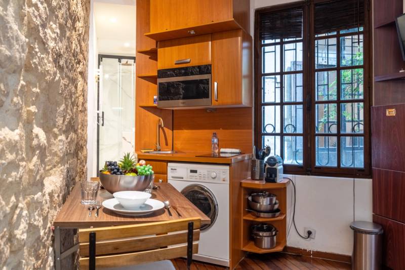 Lavie Maison: Marais Studio Gem
