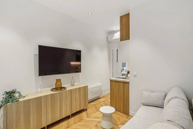 Lavie Maison: Hot Tub & AC Near Arc de Triomphe