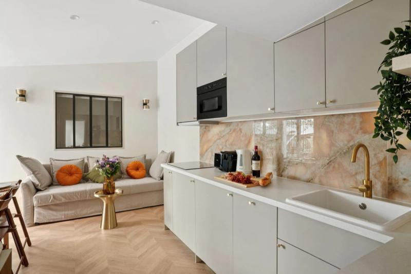 Lavie Maison : Terrace & AC