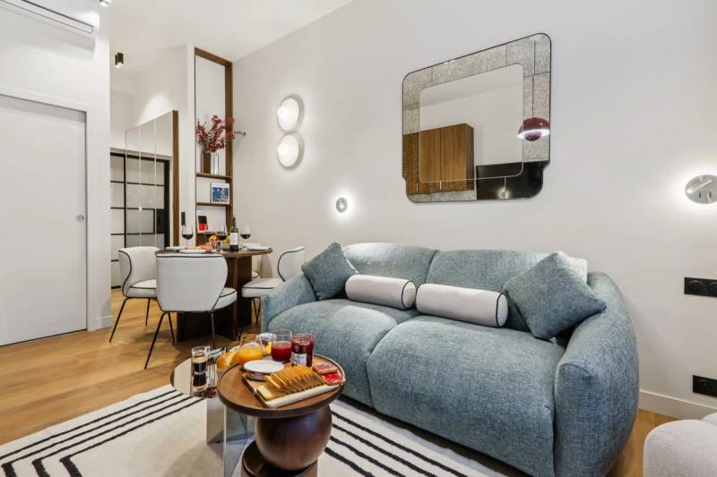 Lavie Maison : Architect flat with AC
