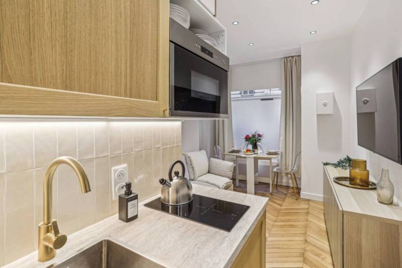 Lavie Maison: Hot Tub & AC Near Arc de Triomphe — photo 4