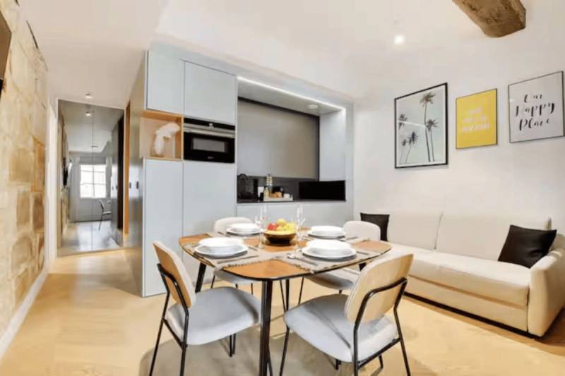 Lavie Maison : Prestige Near Place des Vosges — photo 3
