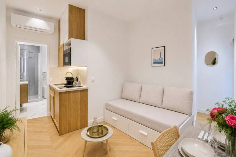 Lavie Maison: Hot Tub & AC Near Arc de Triomphe — photo 1