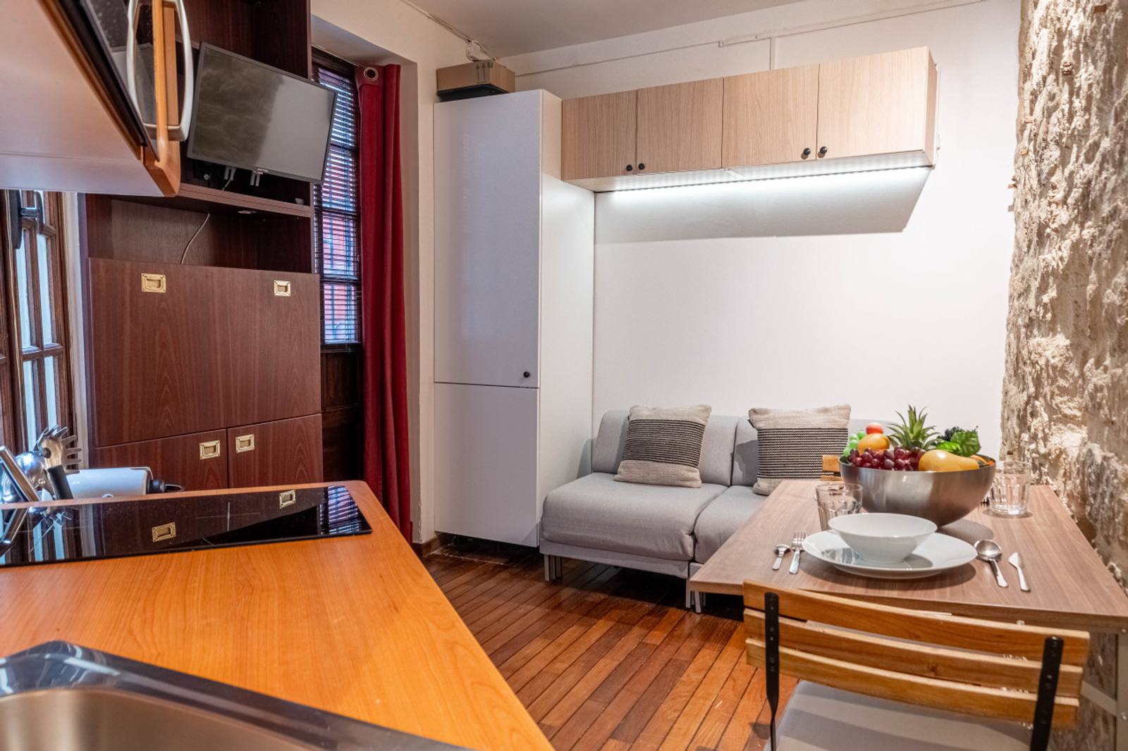 Lavie Maison: Marais Studio Gem — main view