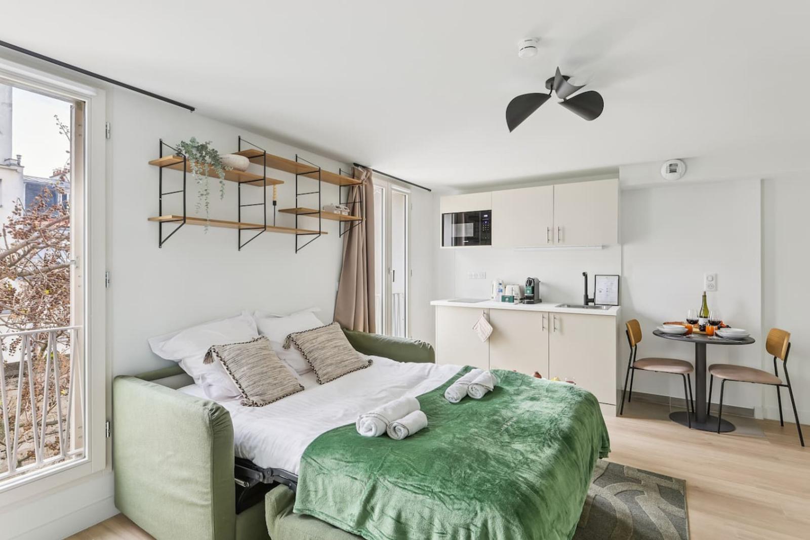 Lavie Maison: Estudio muy luminoso en Montmartre — main view