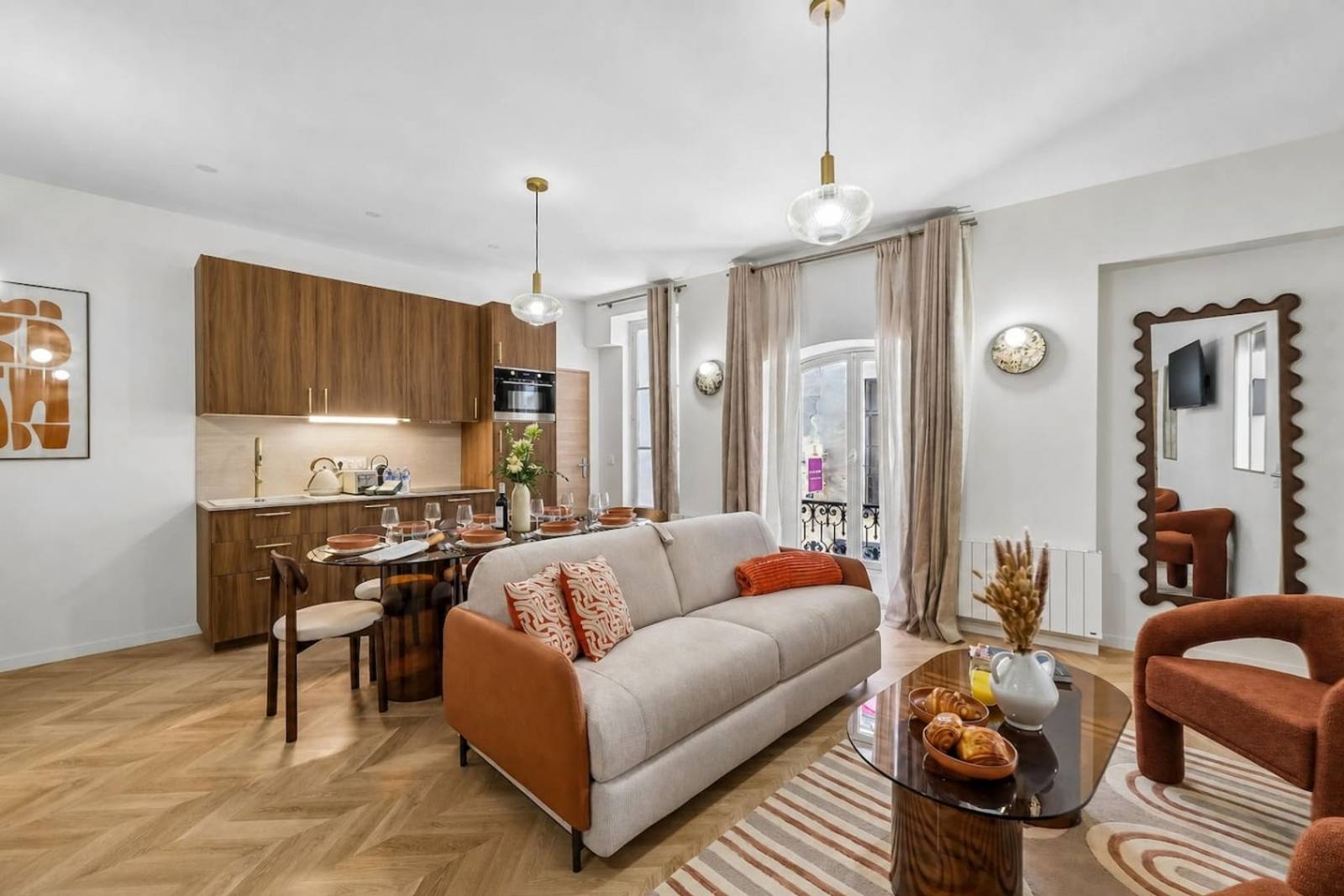 Lavie Maison - Spa Bath & AC, Heart of Saint-Merri — main view